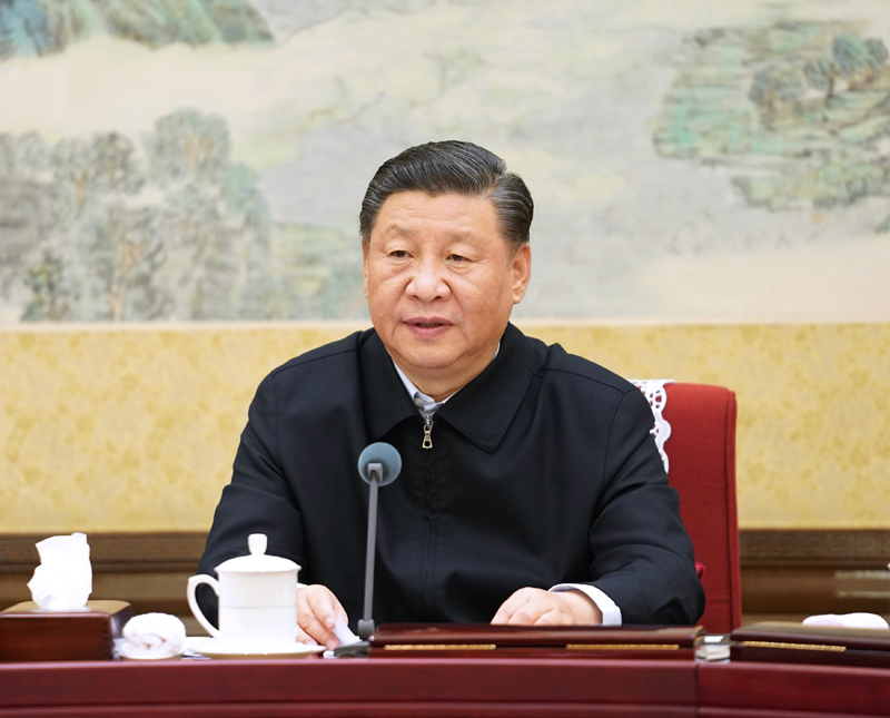 12月26日至27日，中共中央政治局召開“不忘初心、牢記使命”專題民主生活會(huì)，中共中央總書記習(xí)近平主持會(huì)議并發(fā)表重要講話。新華社記者 李學(xué)仁 攝